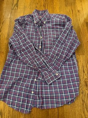 Vineyard Vines Button Down Shirt